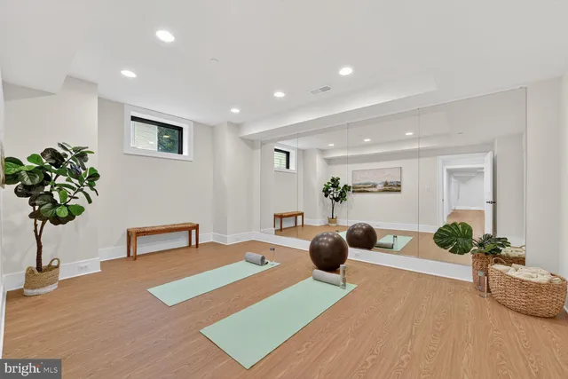 $2,849,881 | 4812 Chevy Chase Boulevard, Chevy Chase, MD 20815