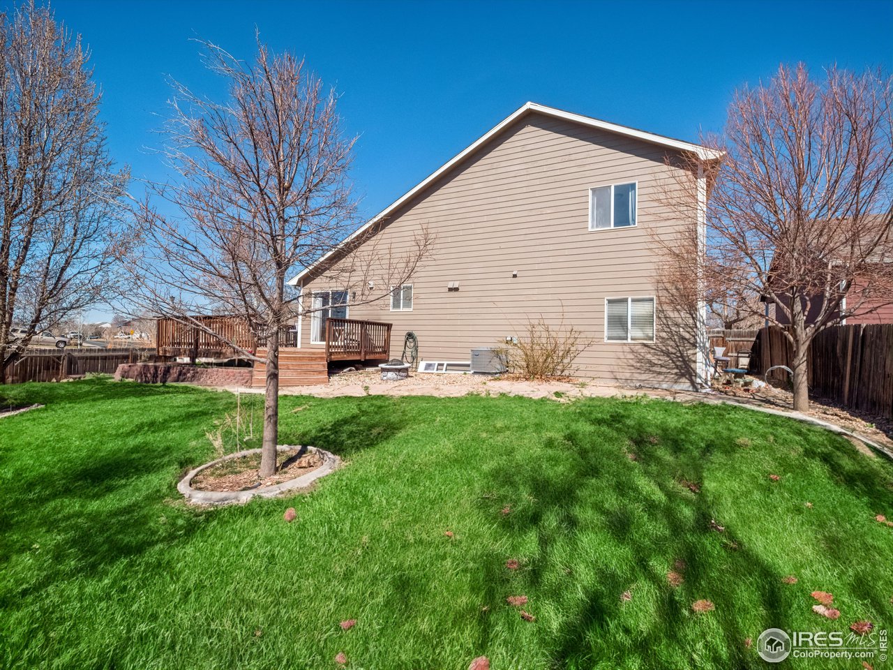 4050 West 30th Street Road Greeley, CO 80634 - Photo 32 of 37 well maintained and ready for move in (grass edited for season and marketing purposes)