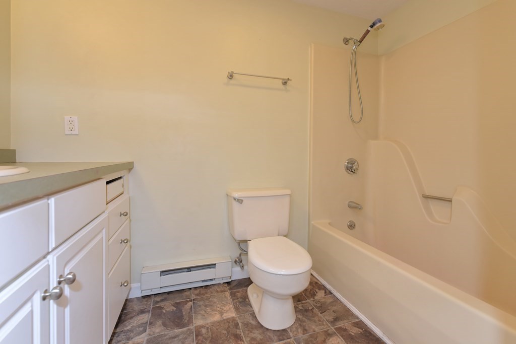 2 Oden Avenue, Unit 7 Worcester, MA 01604 - Photo 16 of 39