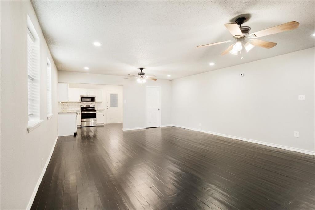 3728 Luella Road Sherman, TX 75090 - Photo 5 of 30 Gallery Image 5