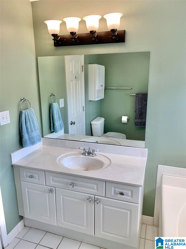 143 Crestmont Lane Pelham, AL 35124 - Photo 18 of 29
