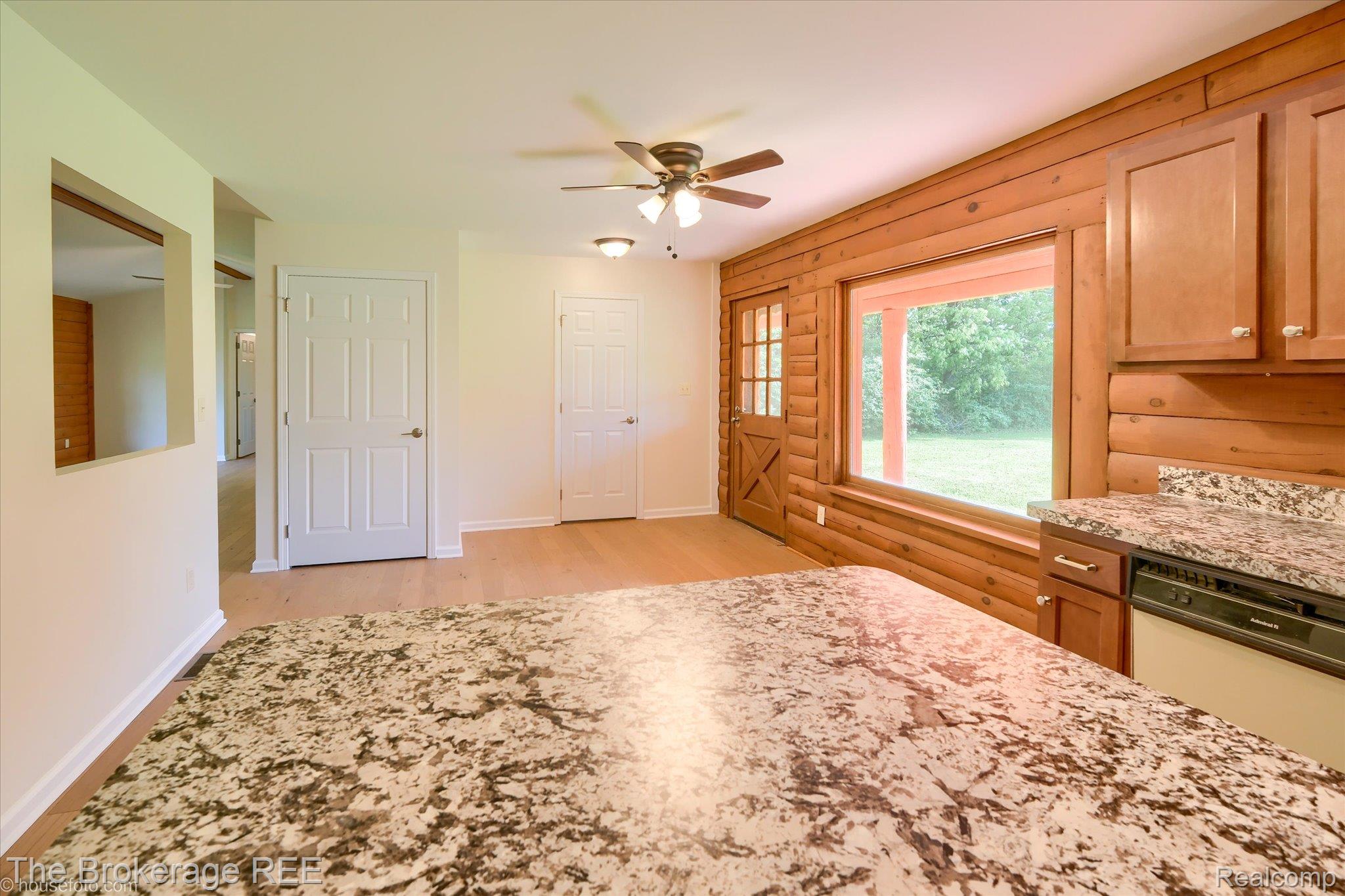 1077 Hadley Road Lapeer, MI 48446 - Photo 23 of 61 48-Housefoto_DSCF8407-HDR(3).jpg