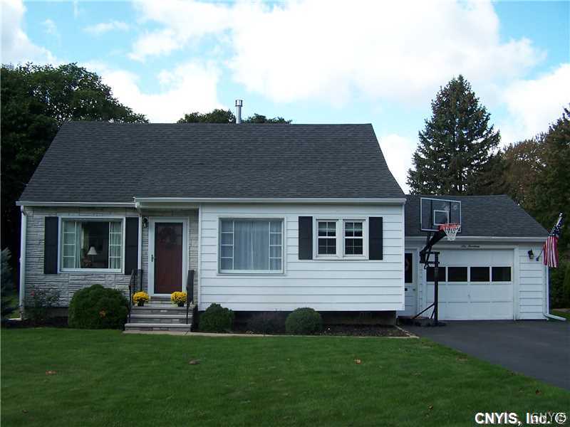 614 Walberta Road Geddes, NY 13219 - Photo 1 of 1 Exterior Front