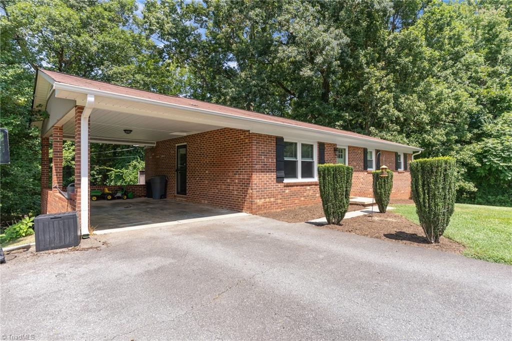 132 Blue Ridge Road State Road, NC 28676 - Photo 18 of 30 Gallery Image 18