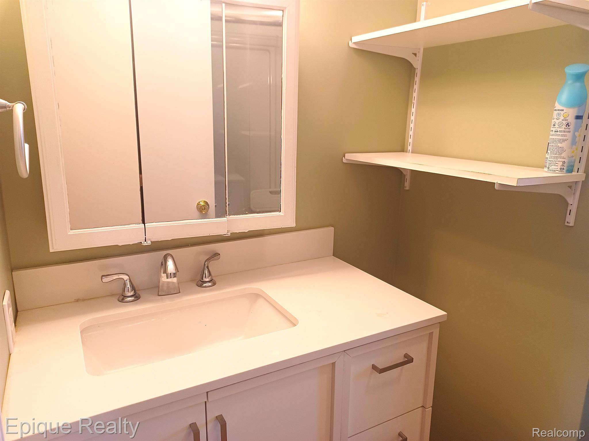 4031 Krafft Road Fort Gratiot, MI 48059 - Photo 4 of 40 Gallery Image 4
