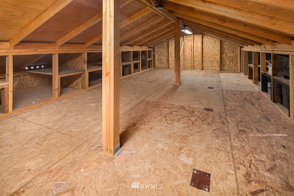 4609 Northeast 24th Street Renton, WA 98059 - Photo 20 of 22 Gallery Image 20
