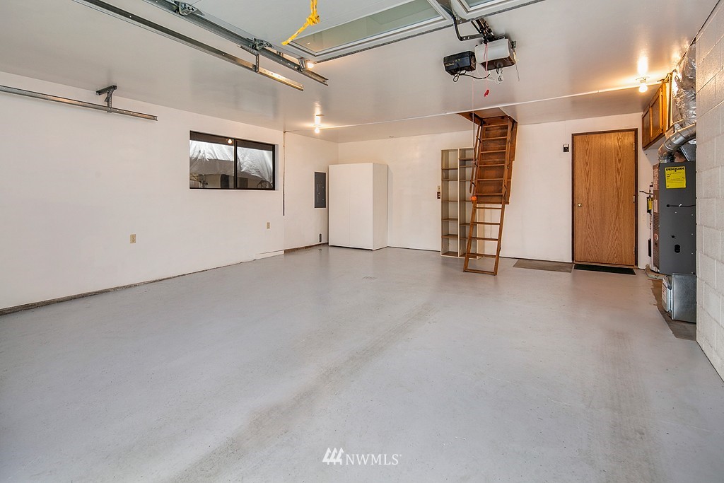 4609 Northeast 24th Street Renton, WA 98059 - Photo 22 of 22 Gallery Image 22