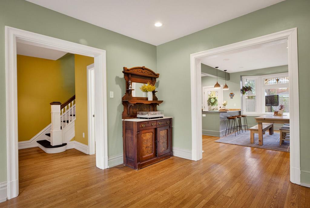 2017 Delaware Avenue Pittsburgh, PA 15218 - Photo 12 of 50