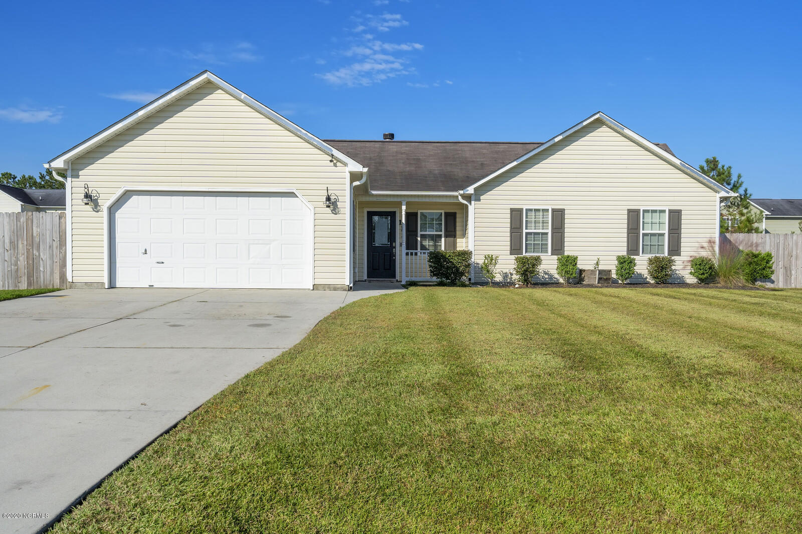 113 Gamble Way Hubert, NC 28539 - Photo 3 of 40 03_DSC01908_mls