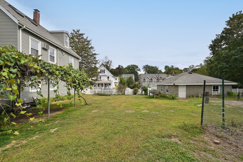 7 Perham Street, Unit 2 Wakefield, MA 01880 - Photo 27 of 36
