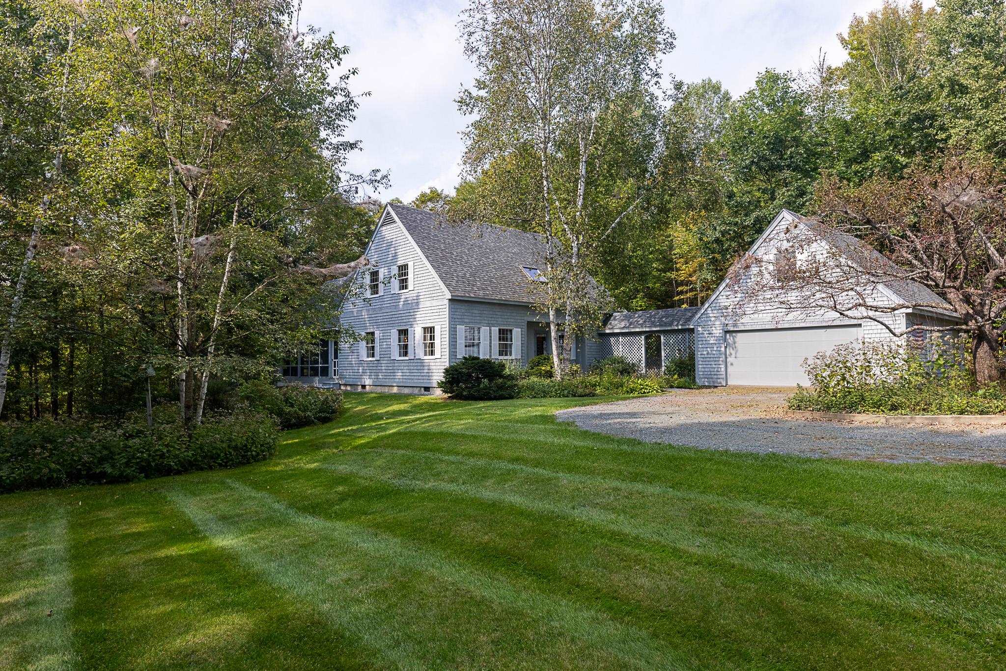860 Wheelock Road Hartford, VT 05059 - Photo 1 of 28 Gallery Image 1