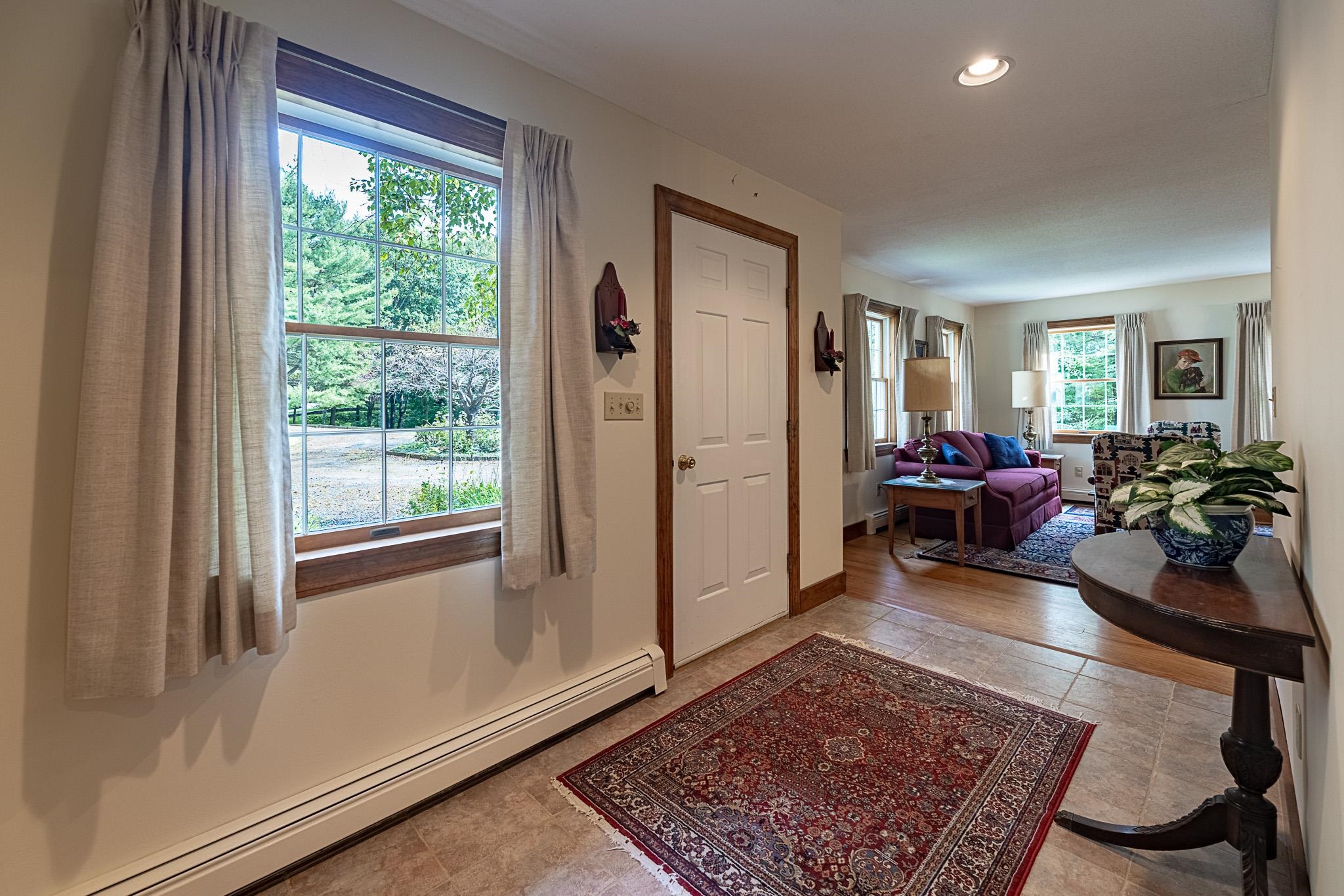 860 Wheelock Road Hartford, VT 05059 - Photo 13 of 28 Gallery Image 13