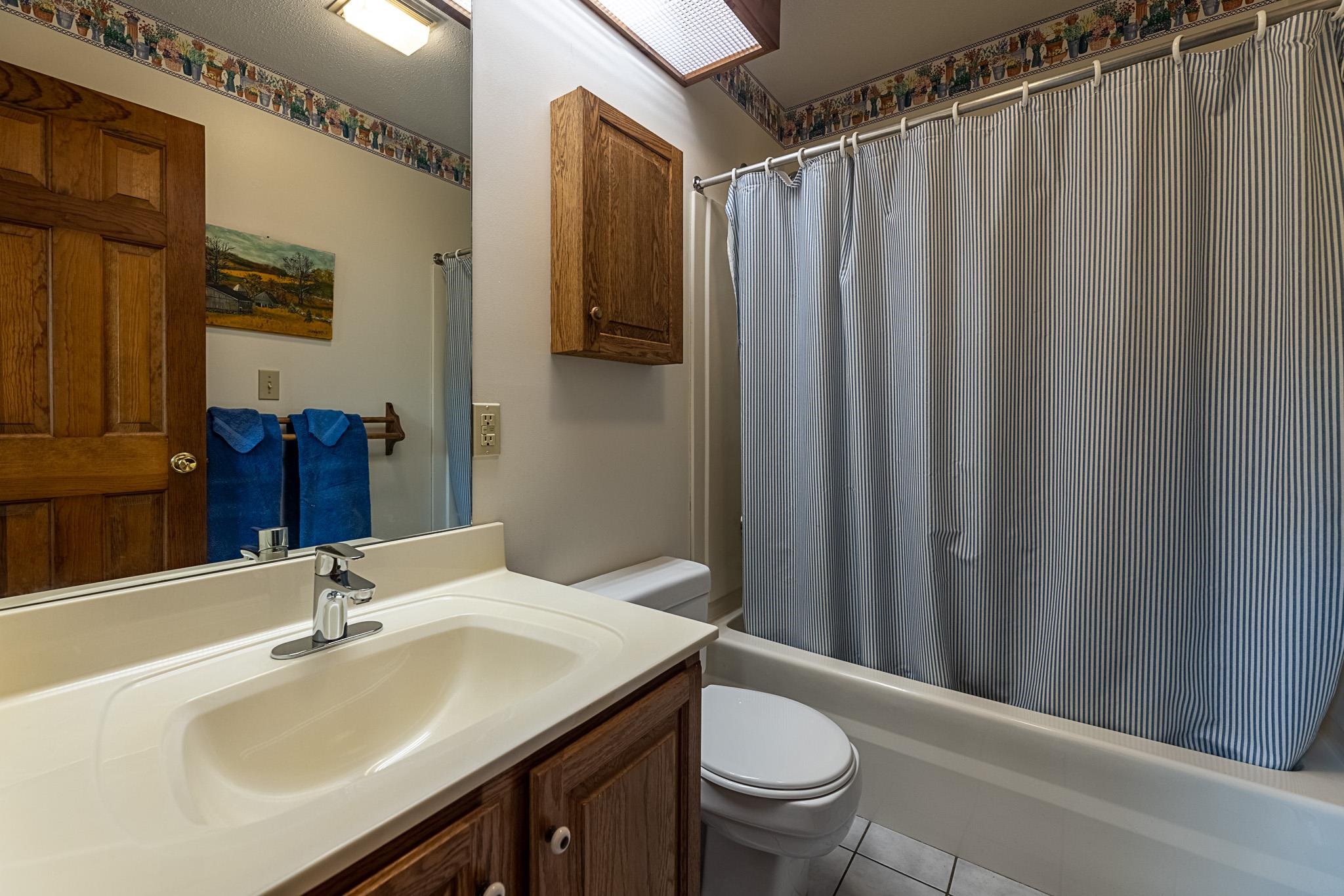 860 Wheelock Road Hartford, VT 05059 - Photo 22 of 28 Gallery Image 22
