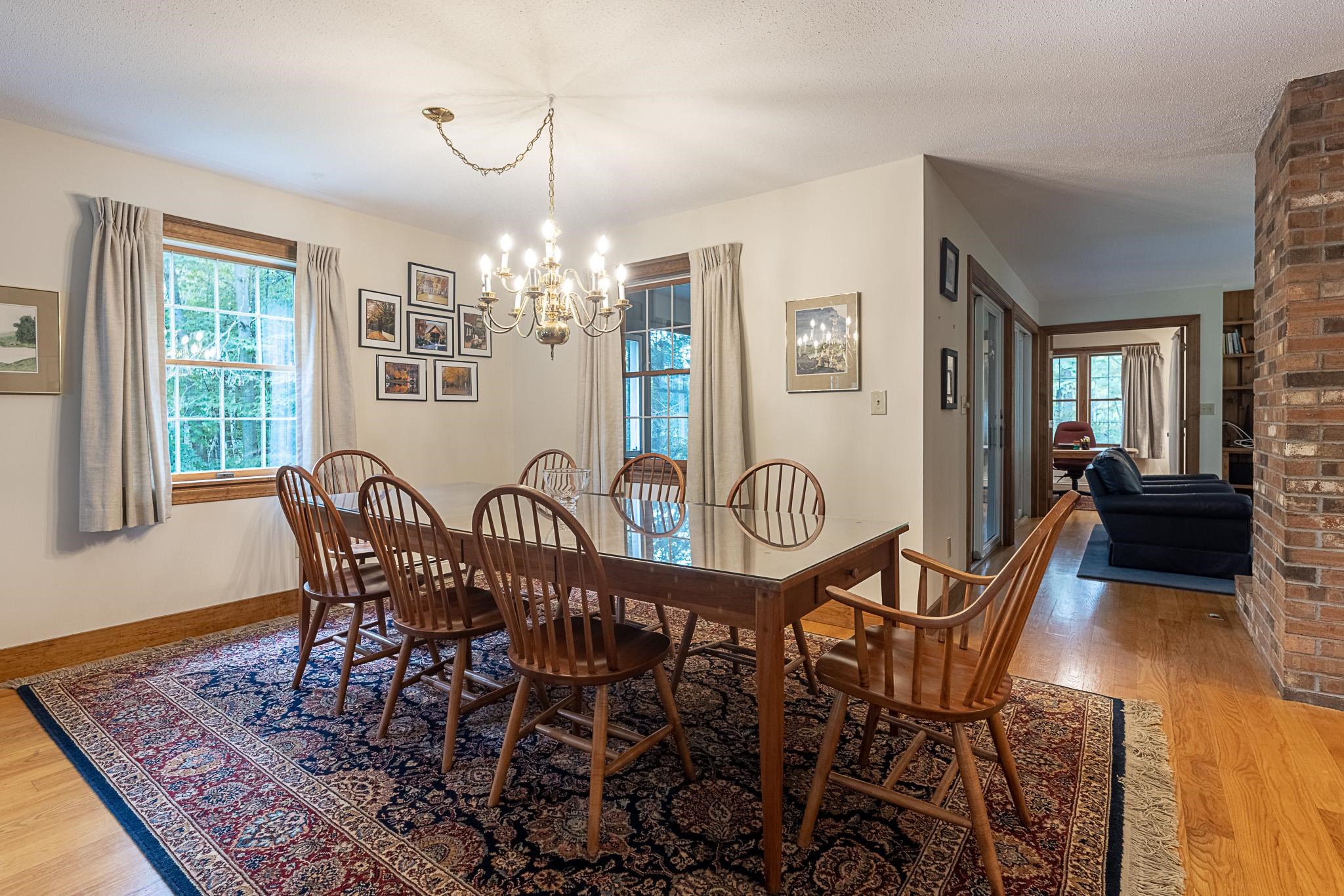 860 Wheelock Road Hartford, VT 05059 - Photo 4 of 28 Gallery Image 4