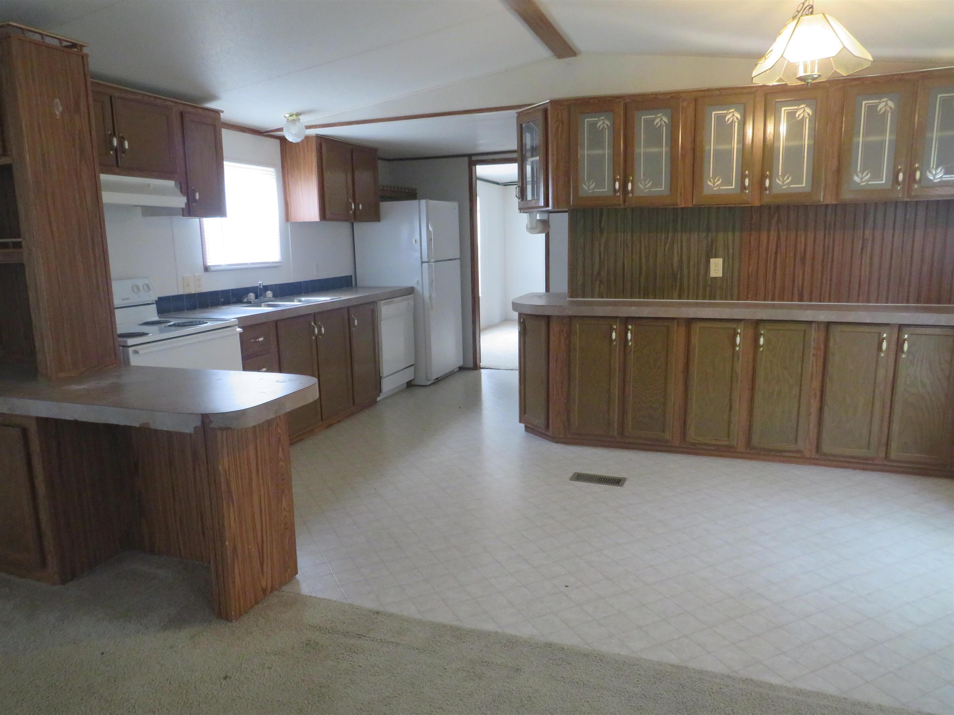 314 East 4th Street Grayson, KY 41143 - Photo 10 of 15