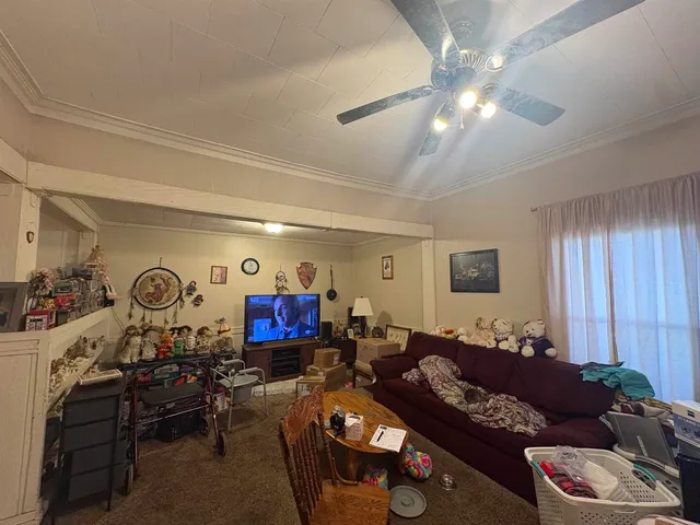 $99,900 | 1615 West Chestnut Street, Marion, IL 62959