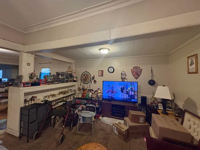 $99,900 | 1615 West Chestnut Street, Marion, IL 62959