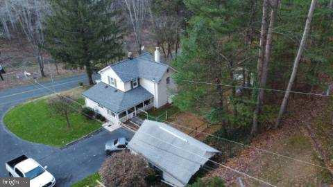 3241 Rocks Chrome Hill Road Jarrettsville, MD 21084 - Photo 5 of 42 Beautiful Home on 1.64 Acres!