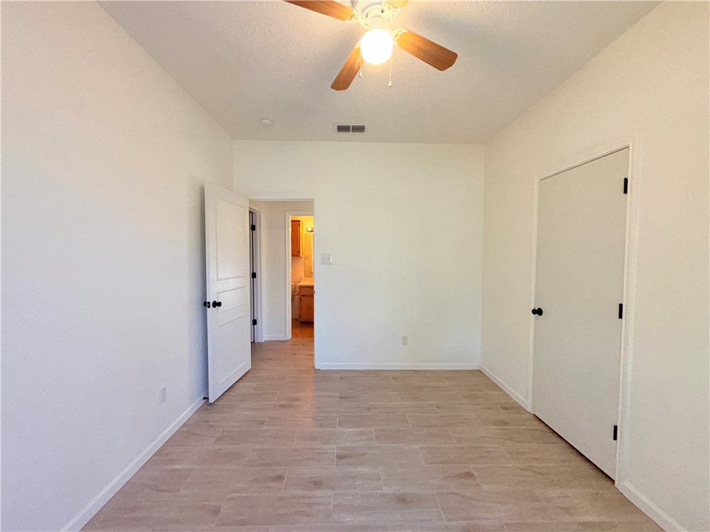2229 Pebble Beach Drive Ingleside, TX 78362 - Photo 19 of 33 a view of an empty room
