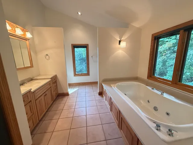 $2,800 | 125 Cogan Drive, Galena, IL 61036