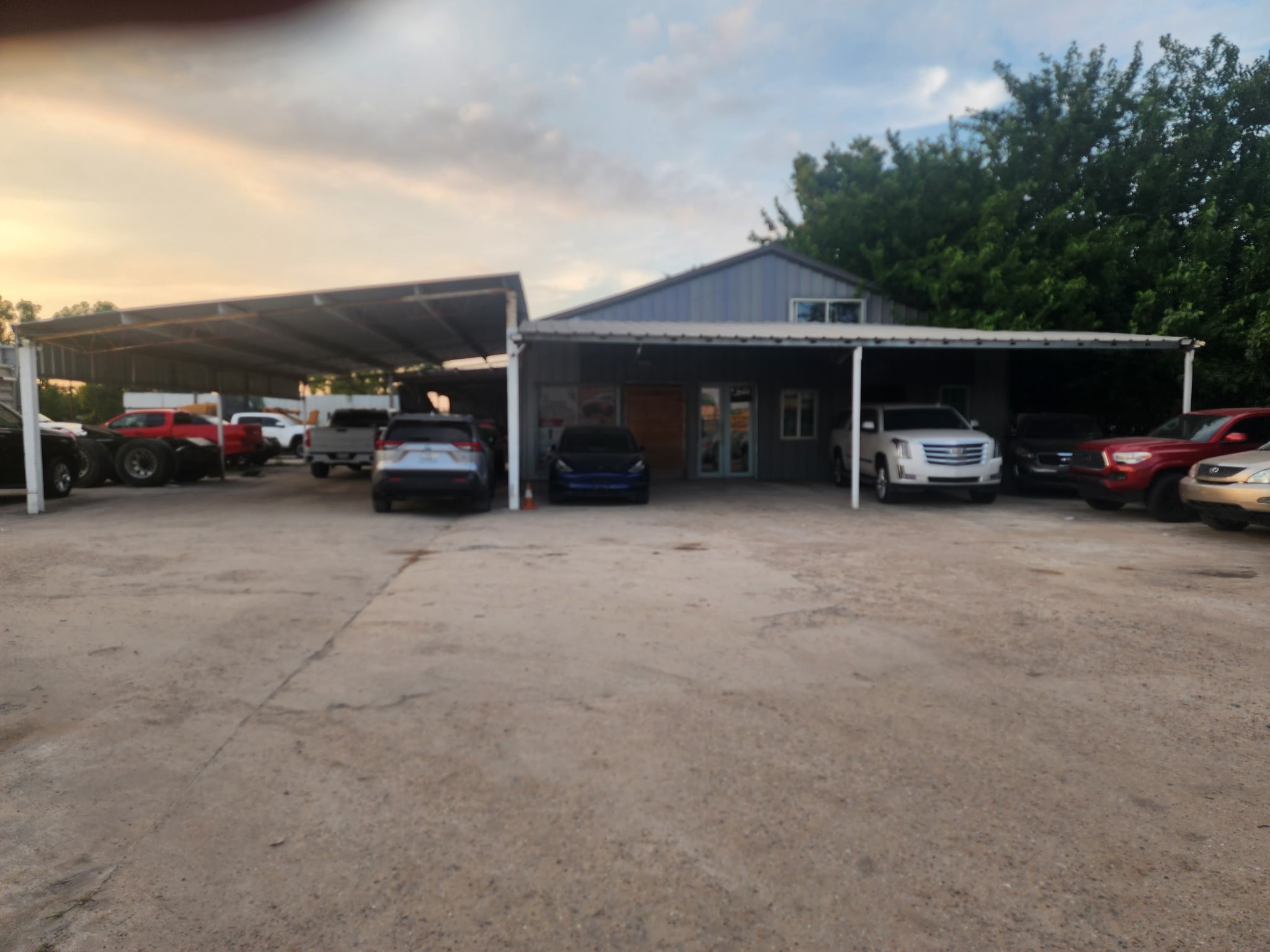 2520 West Mt Houston Road Houston, TX 77038 - Photo 4 of 27