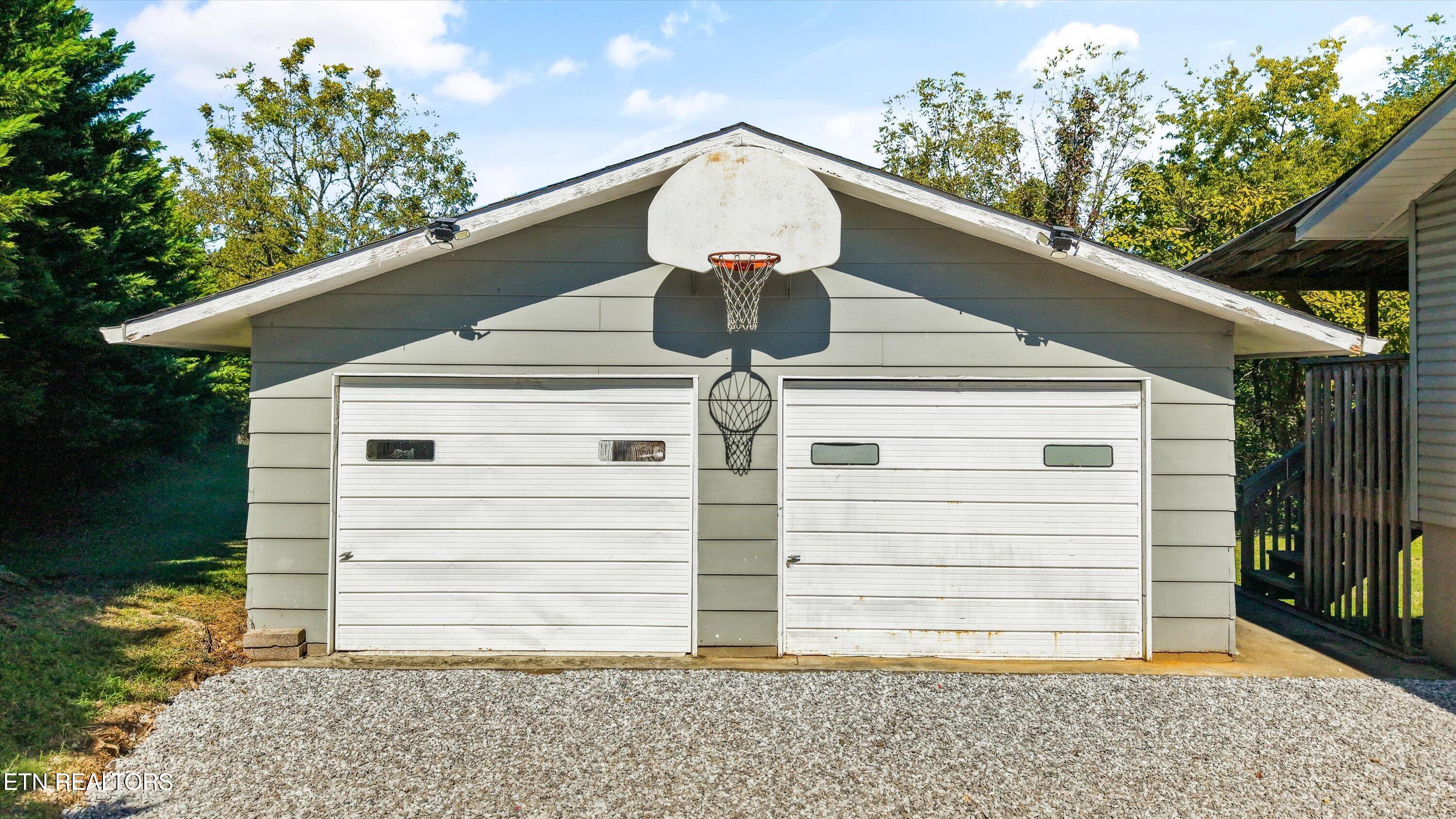 1832 Amherst Road Knoxville, TN 37909 - Photo 26 of 37 34-1832 Amherst Rd 13