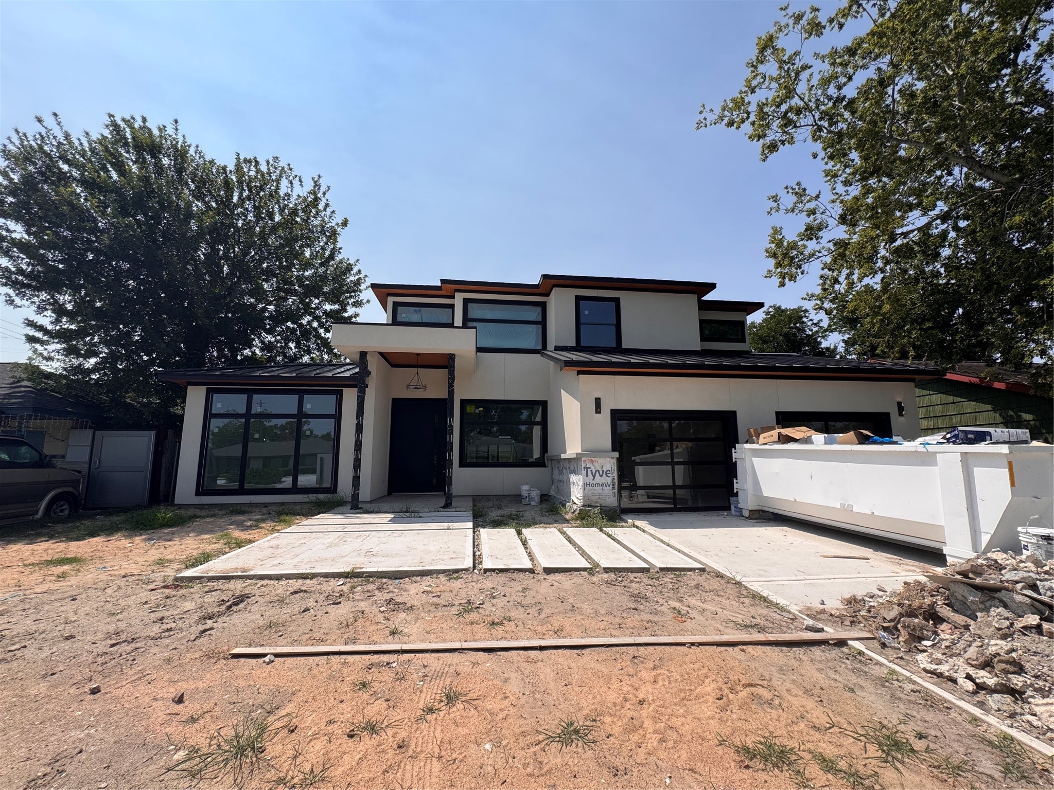 8005 Ridgeview Drive Houston, TX 77055 - Photo 1 of 7 Gallery Image 1
