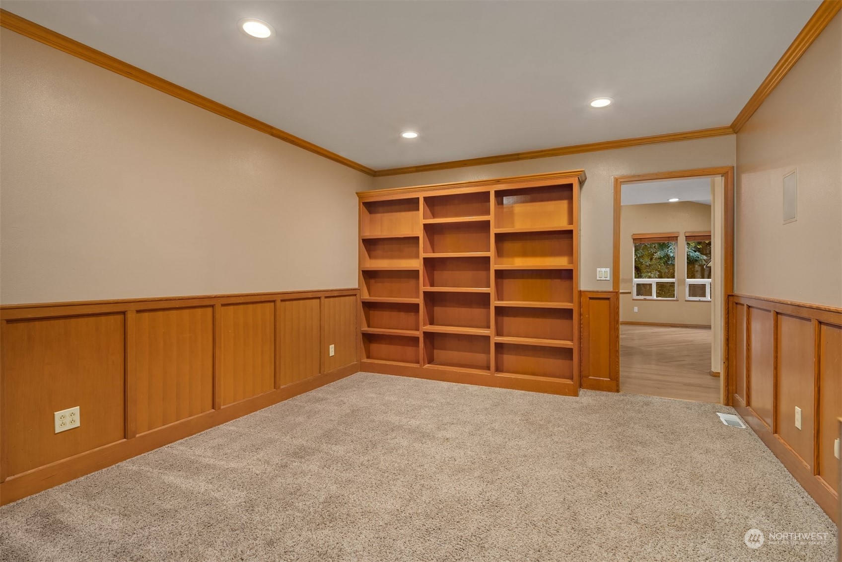 2018 Monroe Road Port Angeles, WA 98362 - Photo 9 of 40 Gallery Image 9