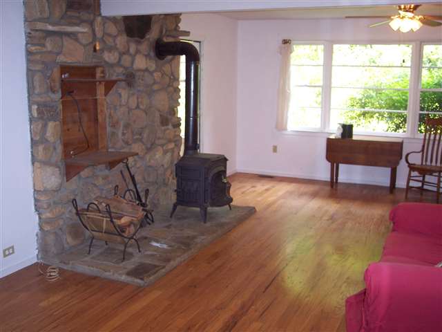 194 Centurion Lane, Unit TABLE ROCK Pickens, SC 29671 - Photo 4 of 21