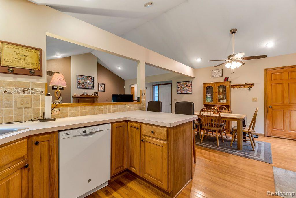 8092 South Nichols Road Gaines, MI 48436 - Photo 19 of 33 Gallery Image 19