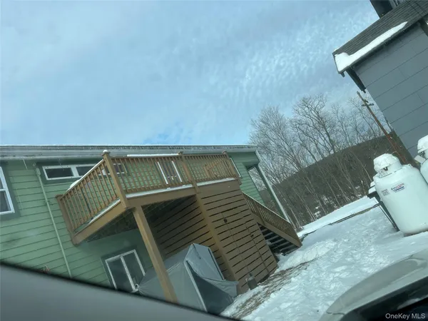 $1,800 | 100 Richardson Avenue, Shohola, PA 18458