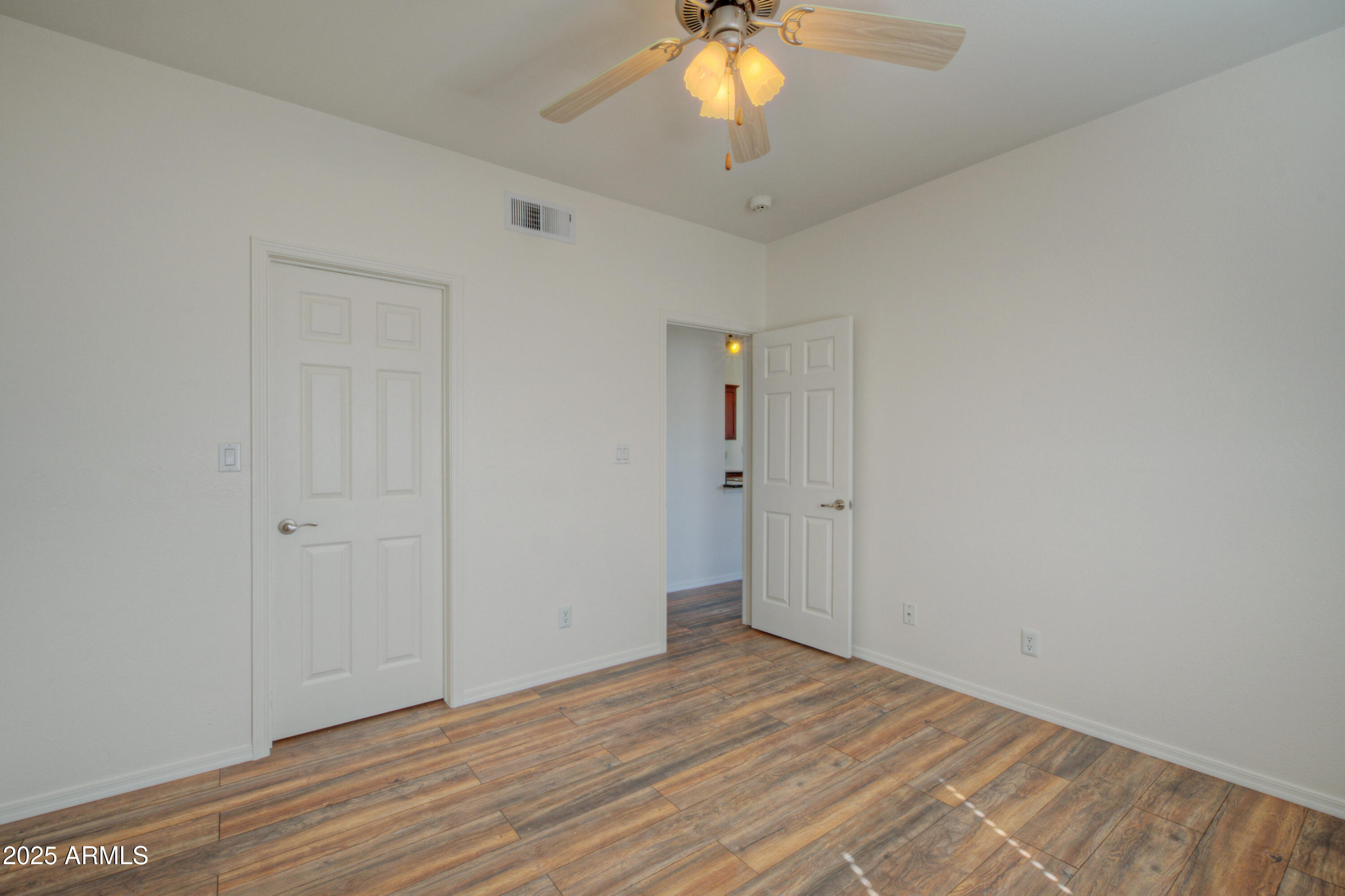 7009 East Acoma Drive, Unit 2092 Scottsdale, AZ 85254 - Photo 11 of 21 Master bedroom