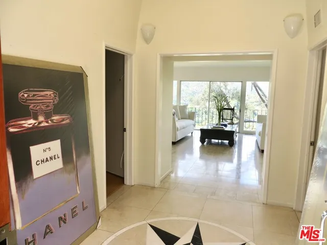 $6,900 | 811 Linda Flora Drive, Los Angeles, CA 90049