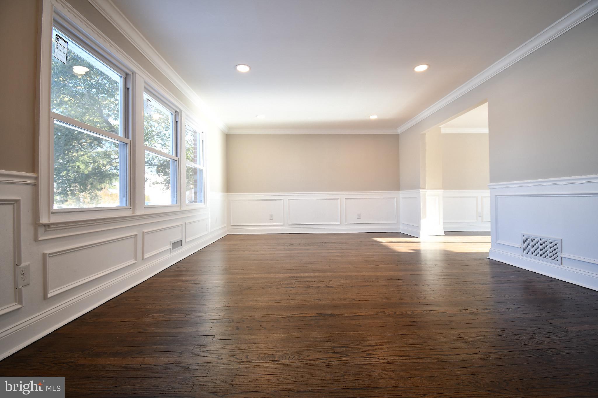 25 Champlain Road Marlton, NJ 08053 - Photo 7 of 40 Bright and airy space with elegant trim.