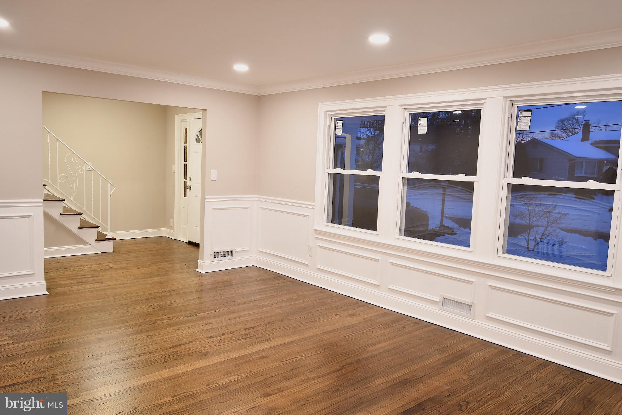 25 Champlain Road Marlton, NJ 08053 - Photo 8 of 40 Bright, airy space with elegant details.