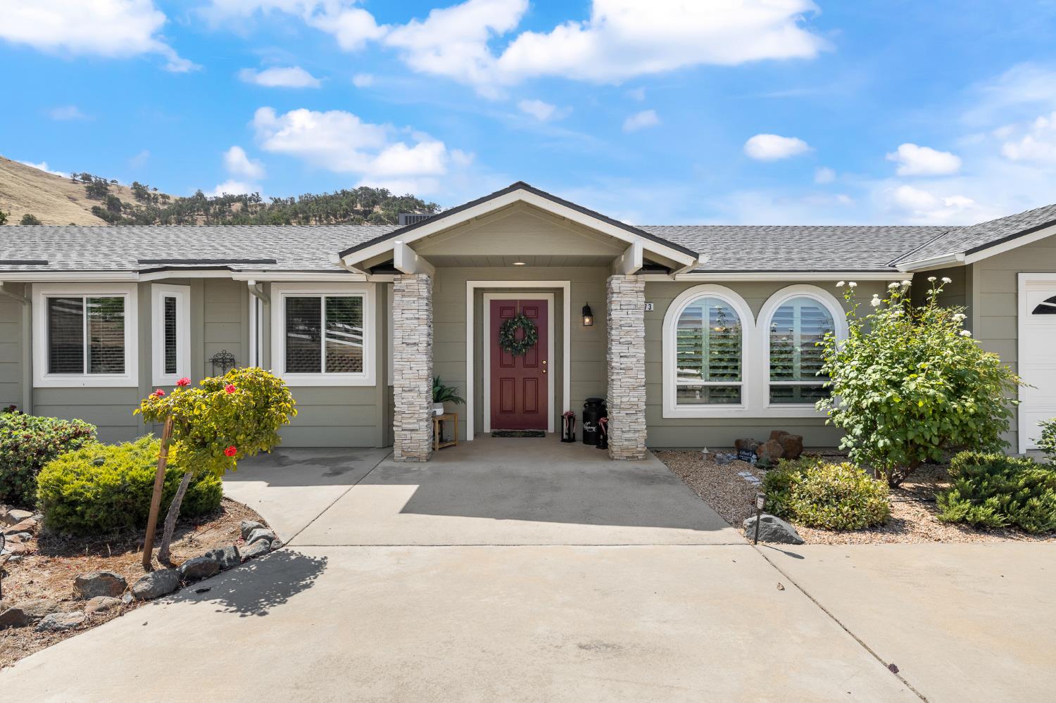 6873 Rodeo Drive Sanger, CA 93657 - Photo 3 of 47