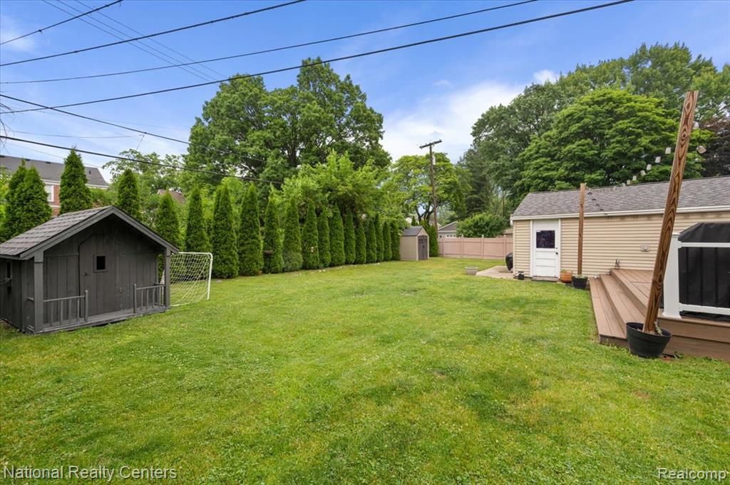 3002 Bamlet Road Royal Oak, MI 48073 - Photo 13 of 79 Gallery Image 13