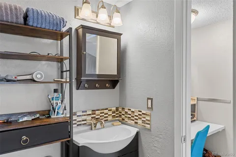 $399,000 | 4216 East Maplewood Way, Centennial, CO 80121