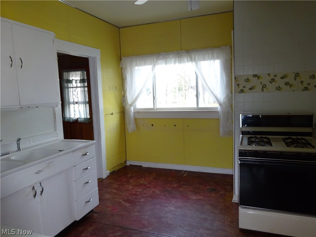 419 Cleveland Road Ravenna, OH 44266 - Photo 8 of 16 Gallery Image 8