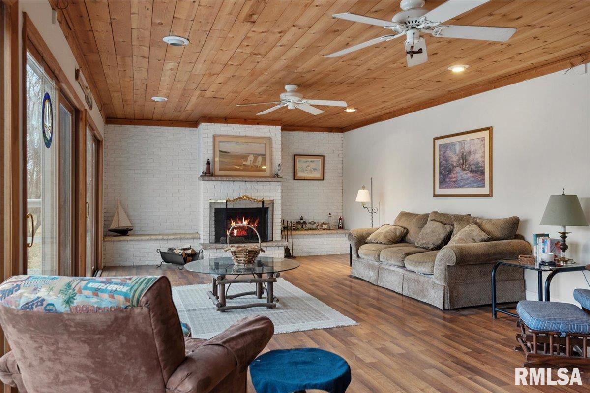 2 Long Bay Drive Springfield, IL 62712 - Photo 15 of 33 Gallery Image 15
