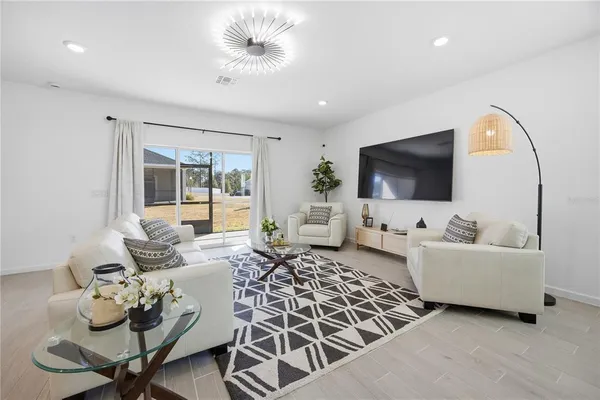 $318,900 | 7561 Southwest 76th Terrace, Ocala, FL 34481