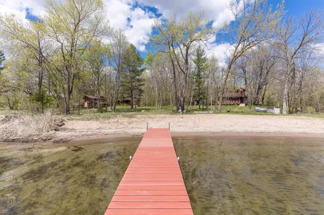 $1,250,000 | 32529 X Blue Heron Road, Richville, MN 56576
