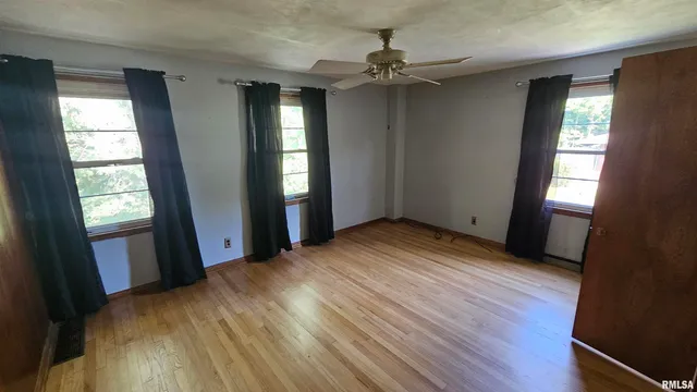 $154,000 | 2 Valleyview Road, Jacksonville, IL 62650