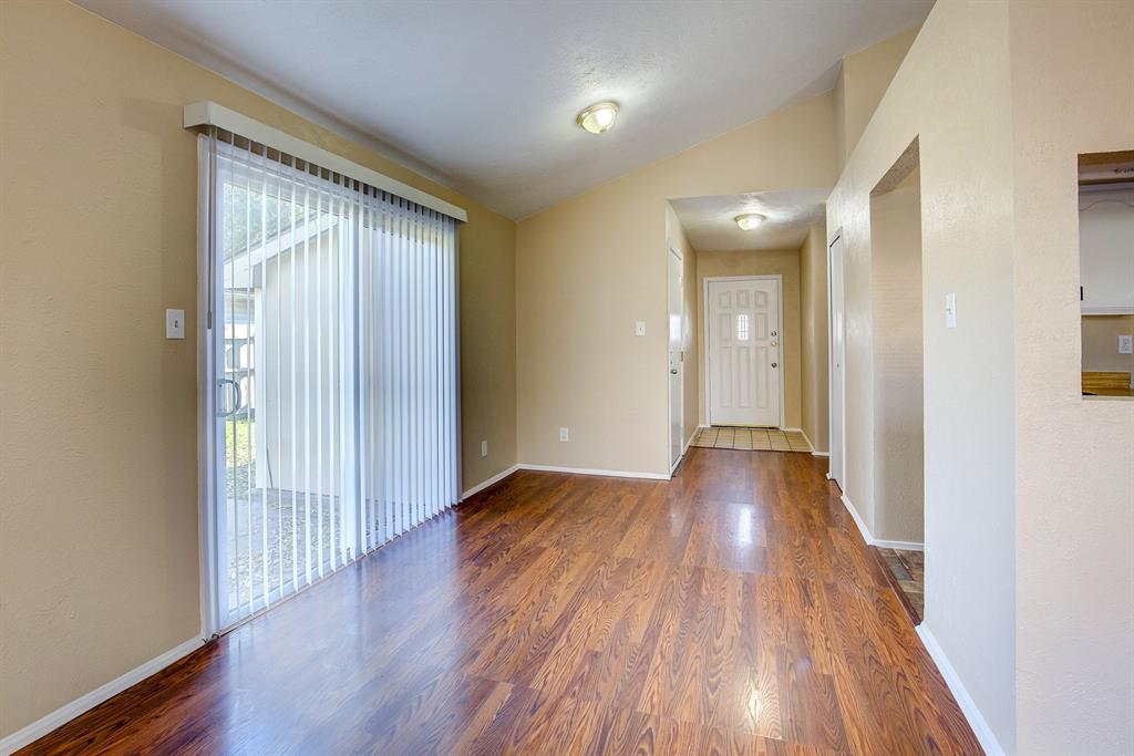 4221 Heath Street Fort Worth, TX 76137 - Photo 5 of 32