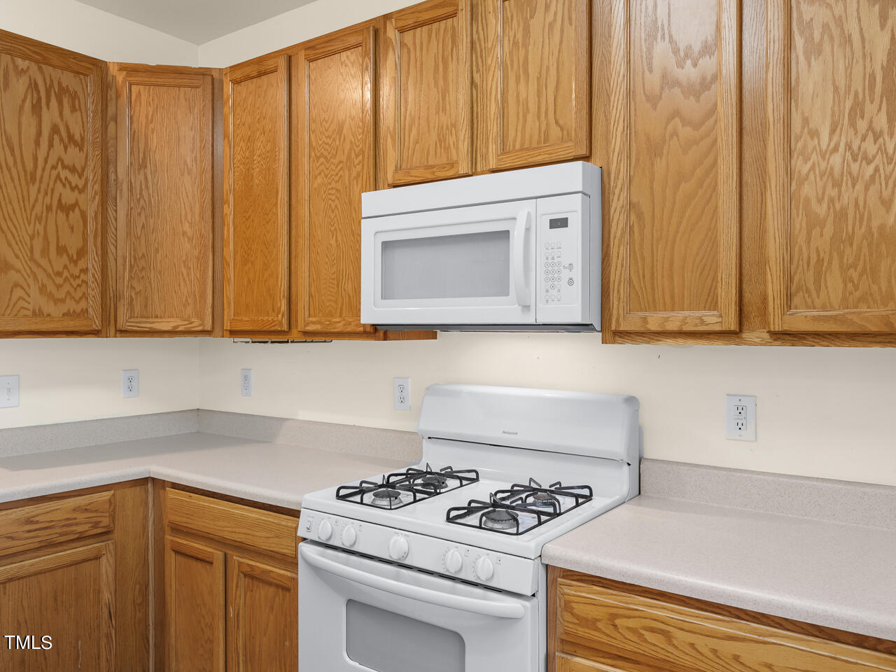 2840 Barrymore Street, Unit 101 Raleigh, NC 27603 - Photo 9 of 30 2840-barrymore-101-mls-9