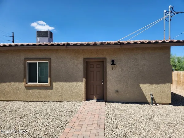 $1,650 | 1009 East 36th Street, Unit 1, Tucson, AZ 85713