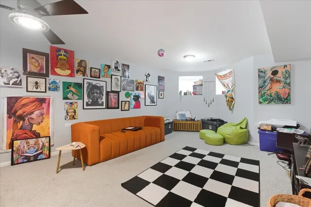 $1,350 | 4423 South Prairie Avenue, Unit GARDEN, Chicago, IL 60653