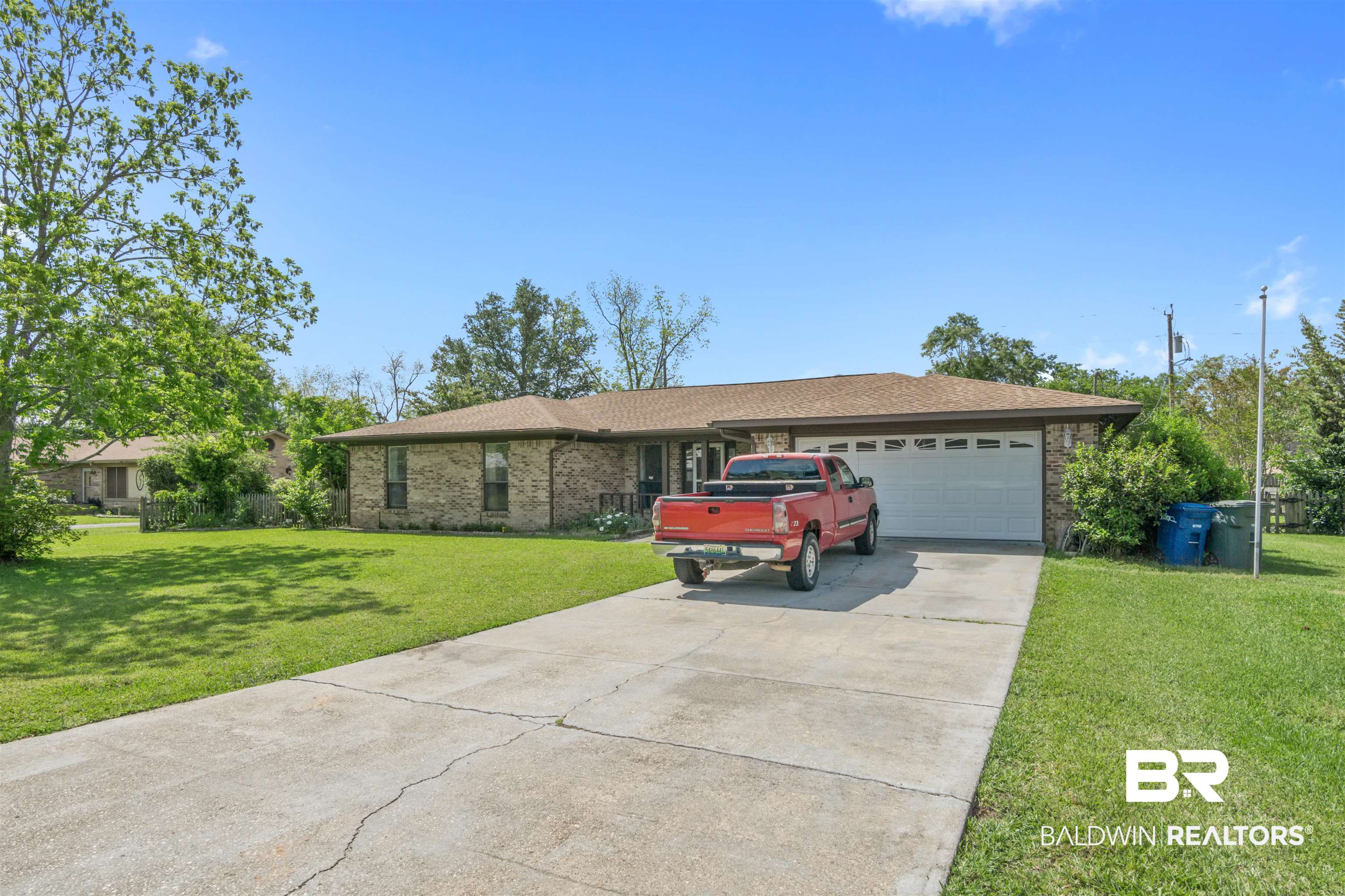 604 East Verbena Avenue Foley, AL 36535 - Photo 1 of 25