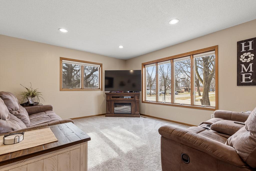 500 Rowland Street Tracy, MN 56175 - Photo 15 of 50