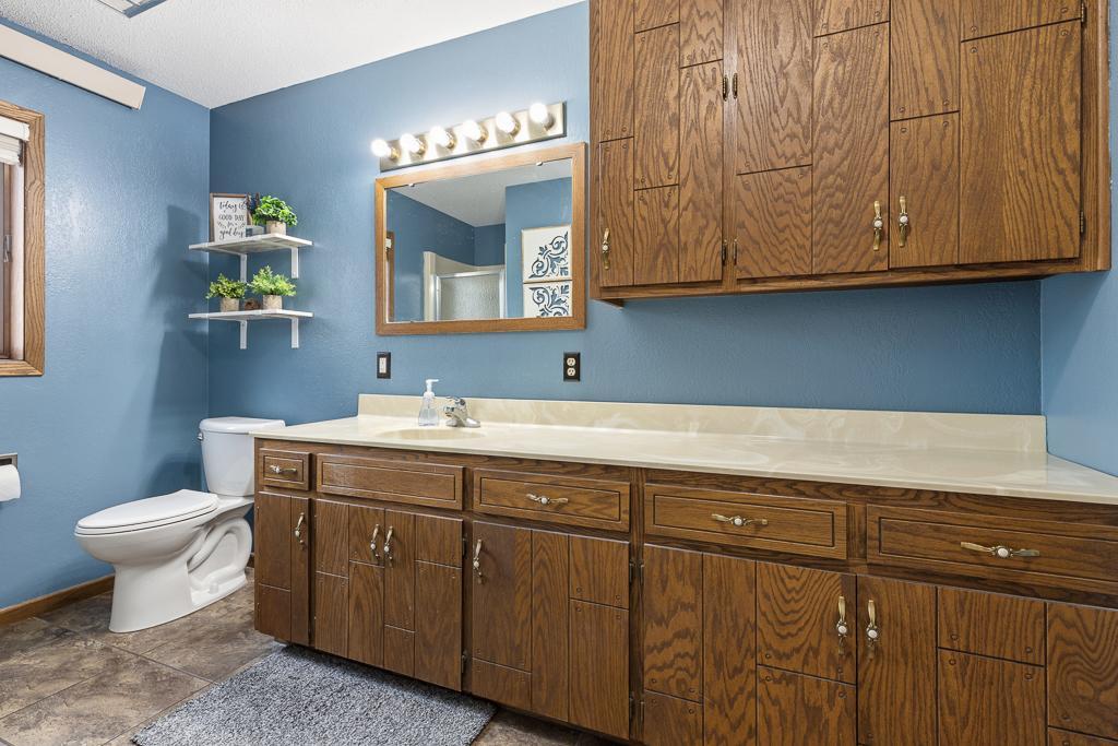 500 Rowland Street Tracy, MN 56175 - Photo 22 of 50